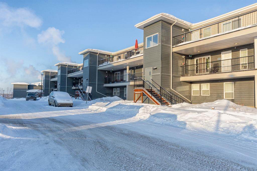201 Abasand Drive - Photo 1