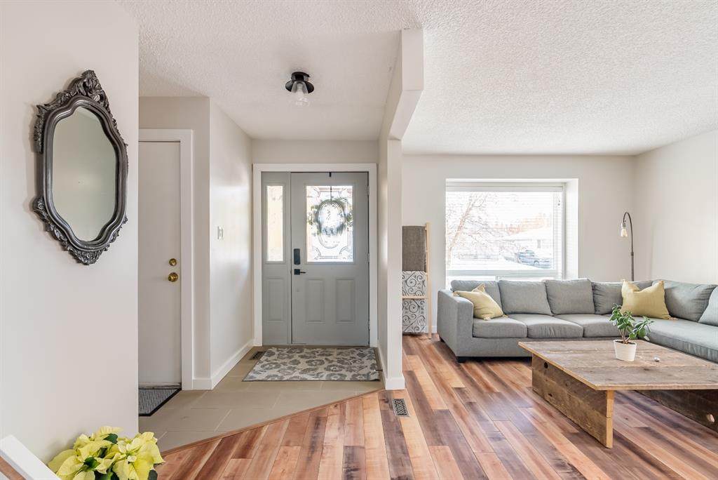 154 Woodland Drive - Photo 1