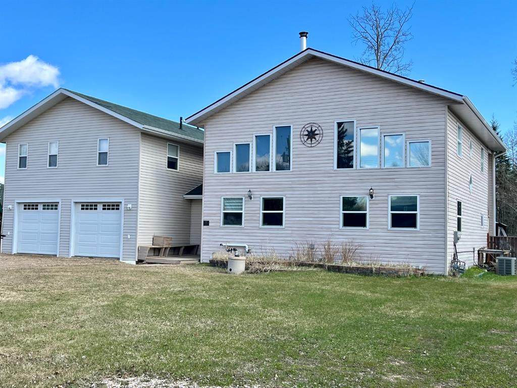 54 Poplar Crescent - Photo 1