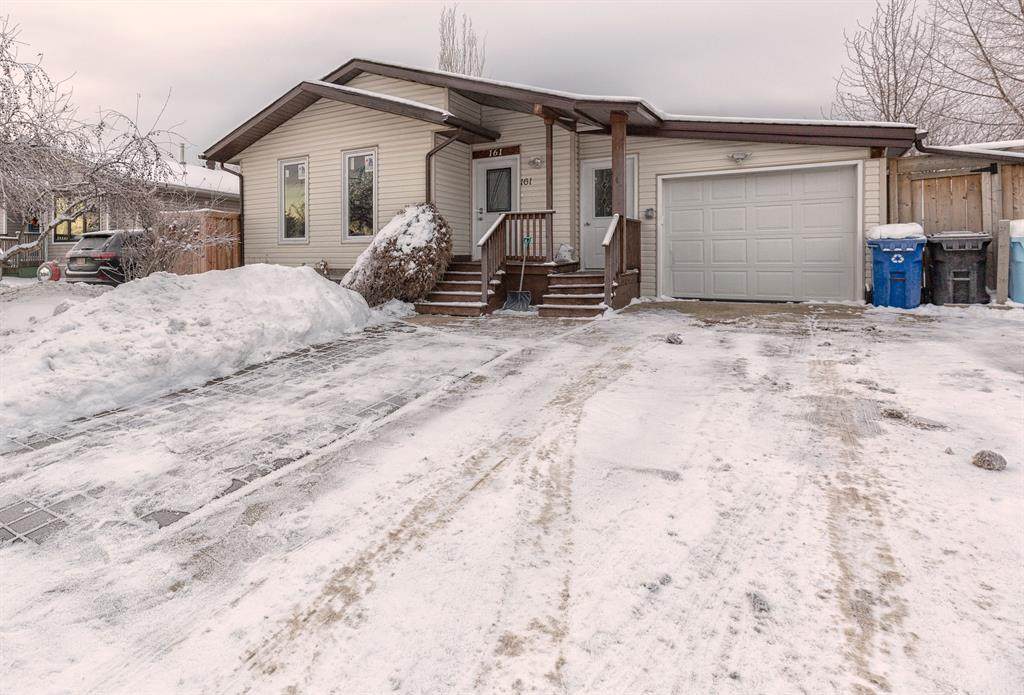 161 Farrell Crescent - Photo 1