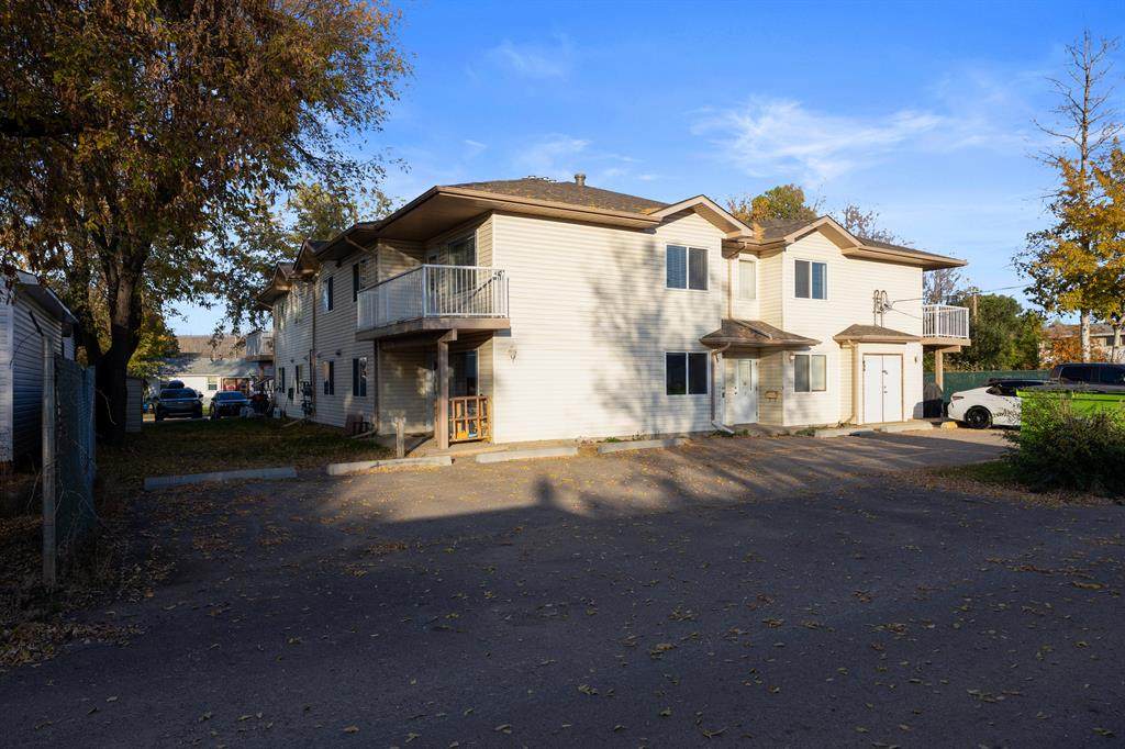 9909 Fraser Avenue - Photo 1