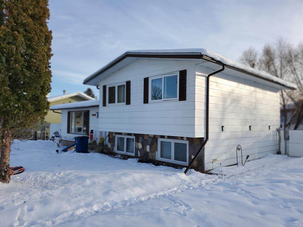104 Avenue - Photo 1