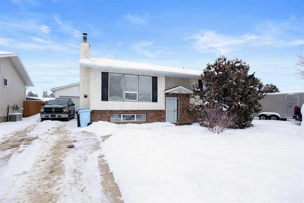 125 Wapiti Crescent - Photo 1