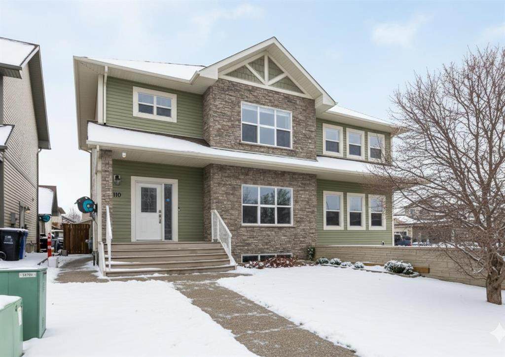 110 Merganser Crescent - Photo 1