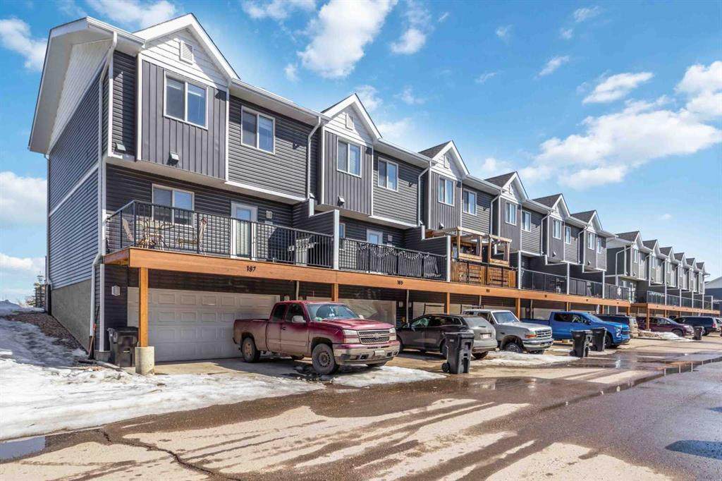 401 Athabasca Avenue - Photo 1