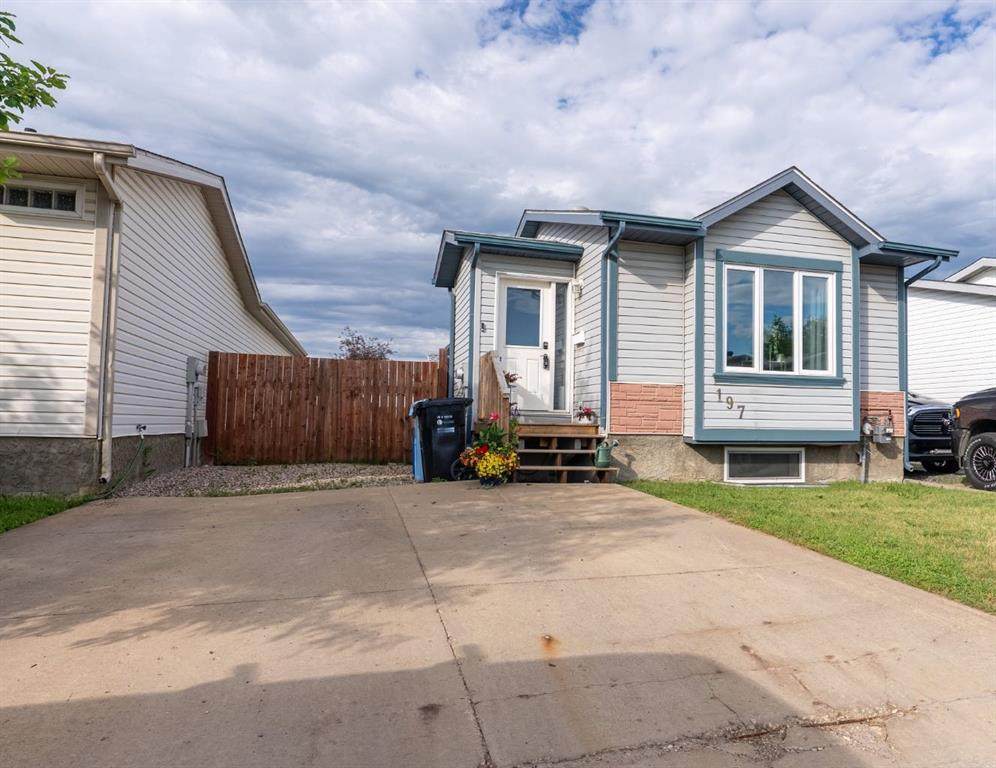 197 Black Bear Crescent - Photo 1