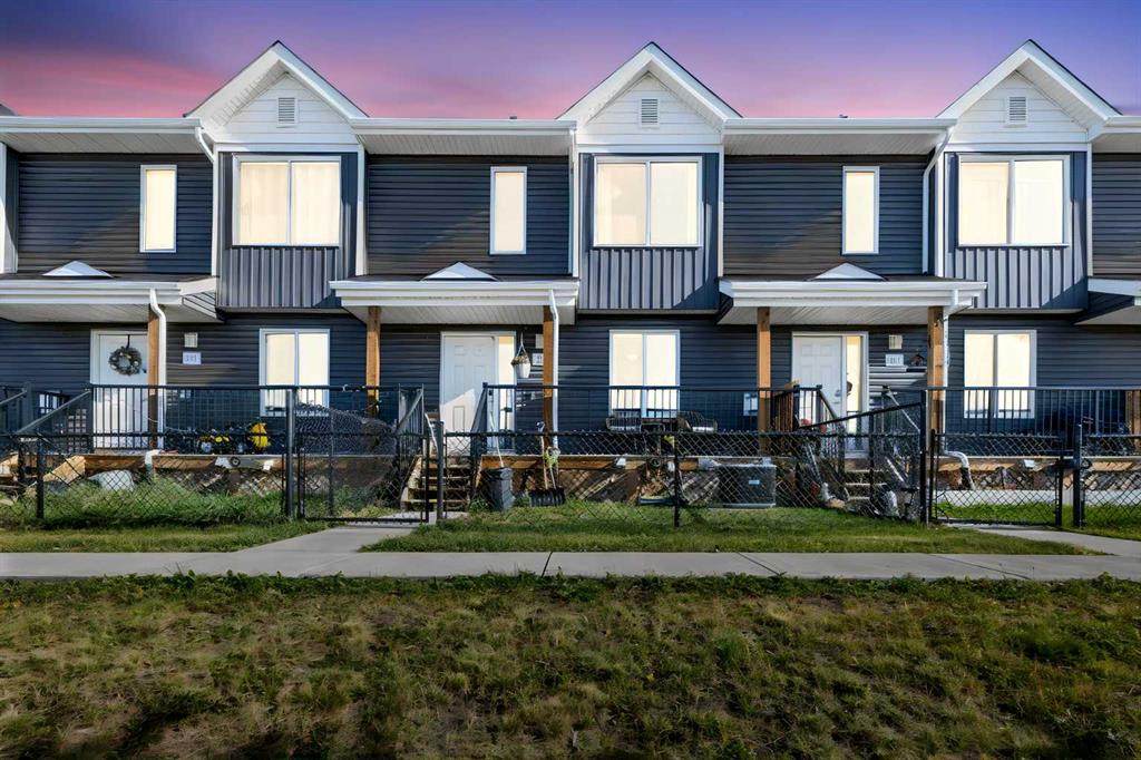 401 Athabasca Avenue - Photo 1
