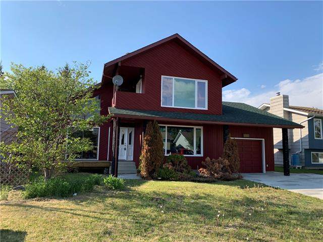 9116 96 Avenue - Photo 1