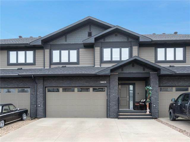208 Sparrow Hawk Drive - Photo 1