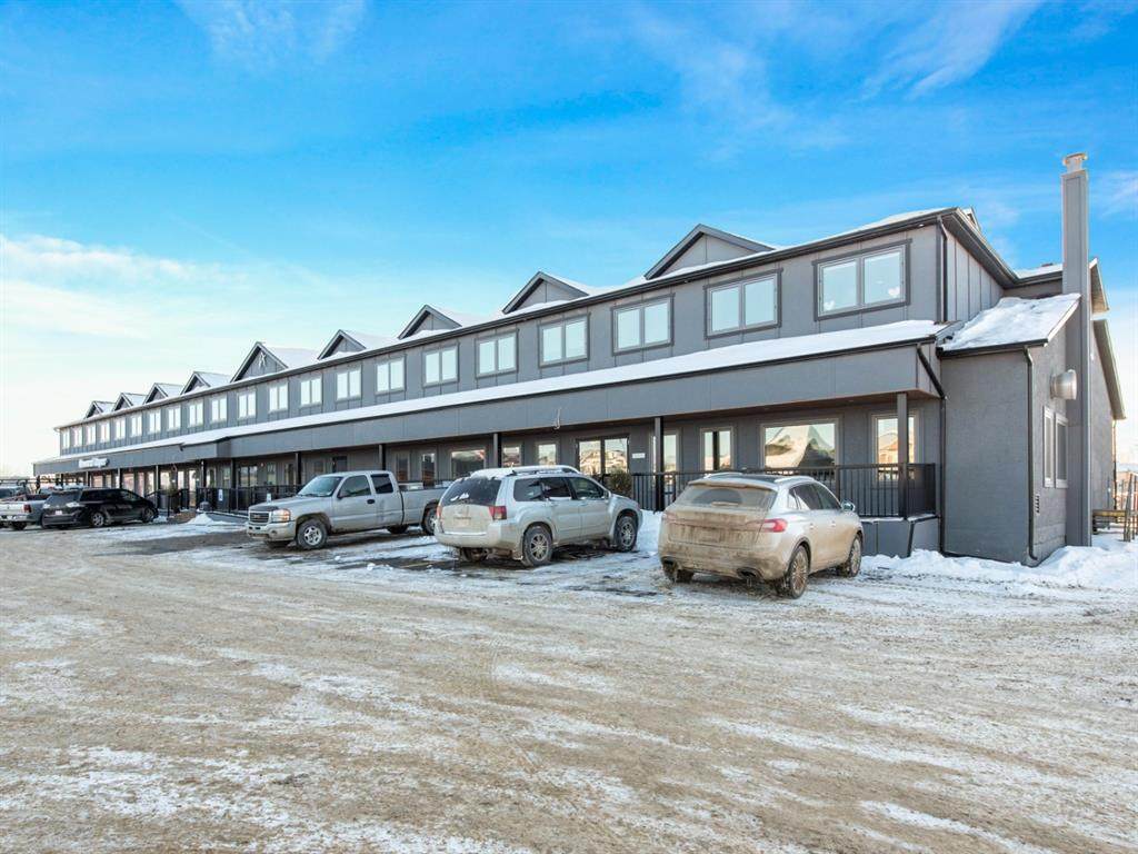 307 Athabasca Avenue - Photo 1
