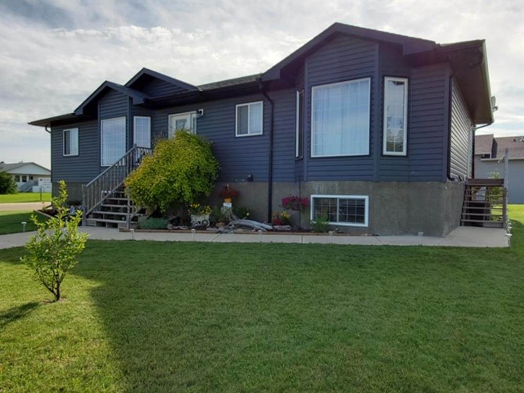 5604 45 Street - Photo 1
