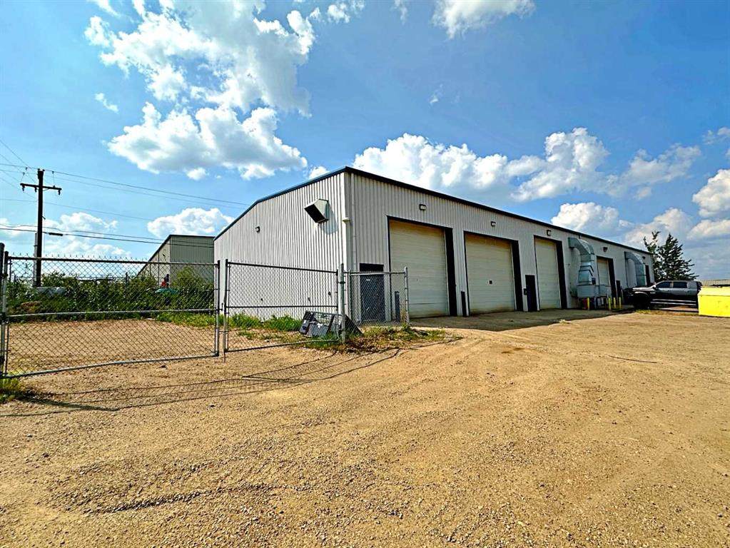 286 Maclennan Crescent - Photo 1