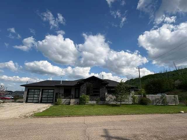 7313 Hughes Avenue - Photo 1