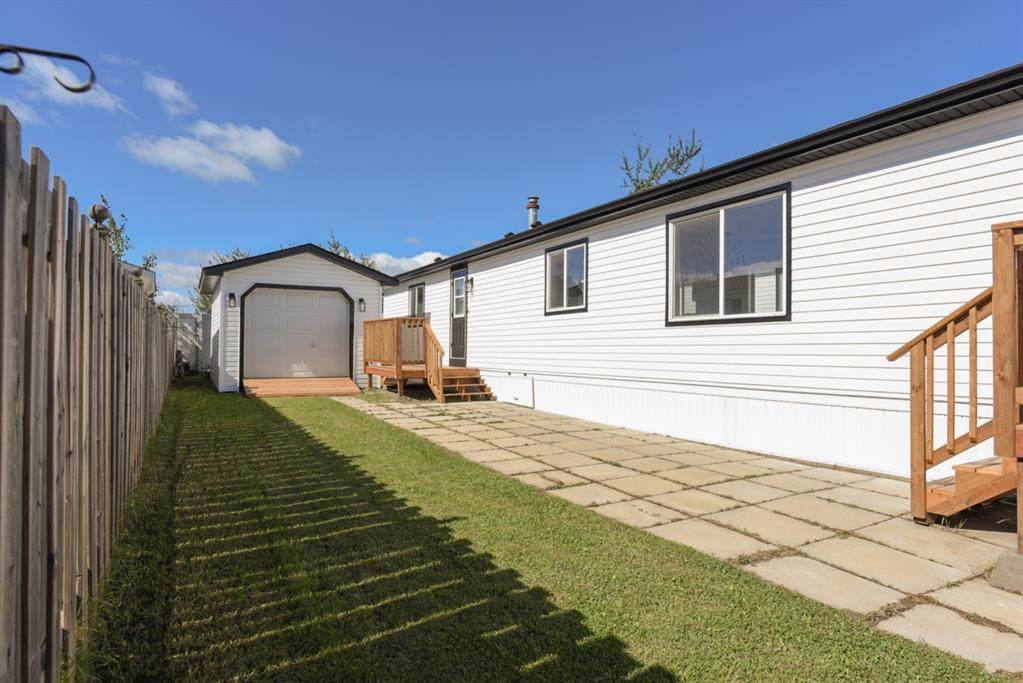 360 Harpe Way - Photo 1