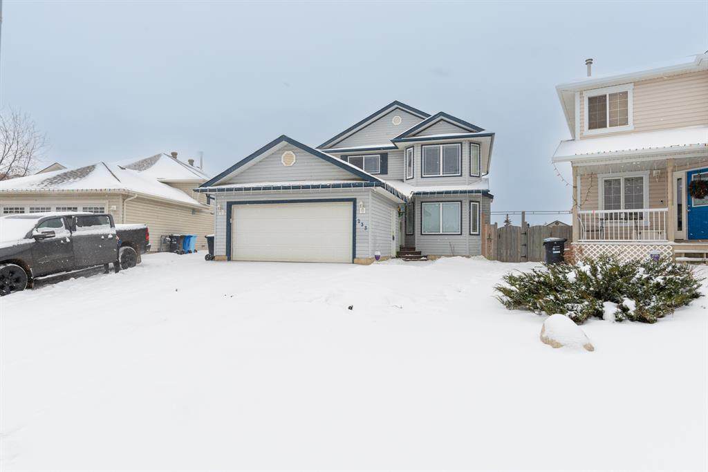 233 Diefenbaker Drive - Photo 1