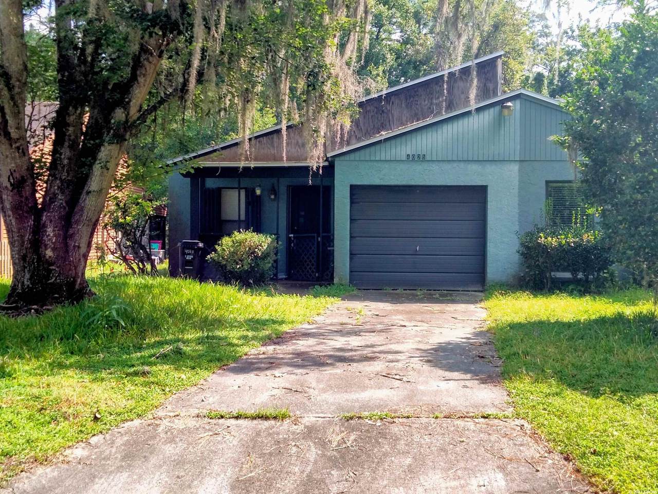 4025 17TH Terrace - Photo 1