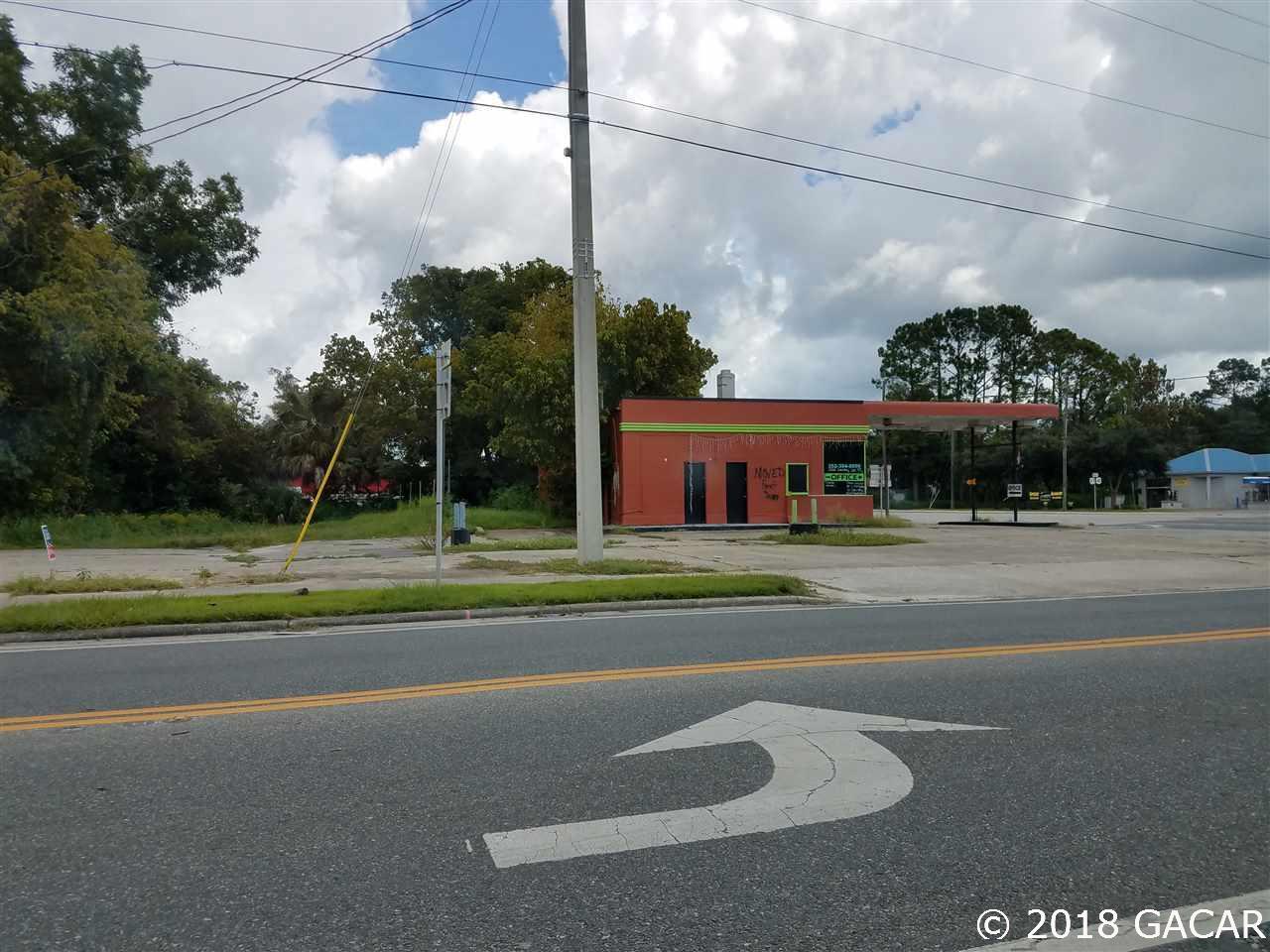 10 250th Street - Photo 1