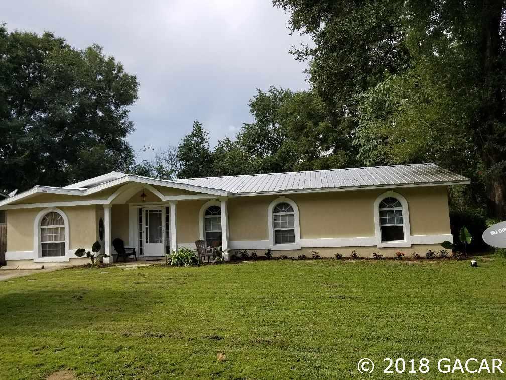 13918 155th Ave - Photo 1
