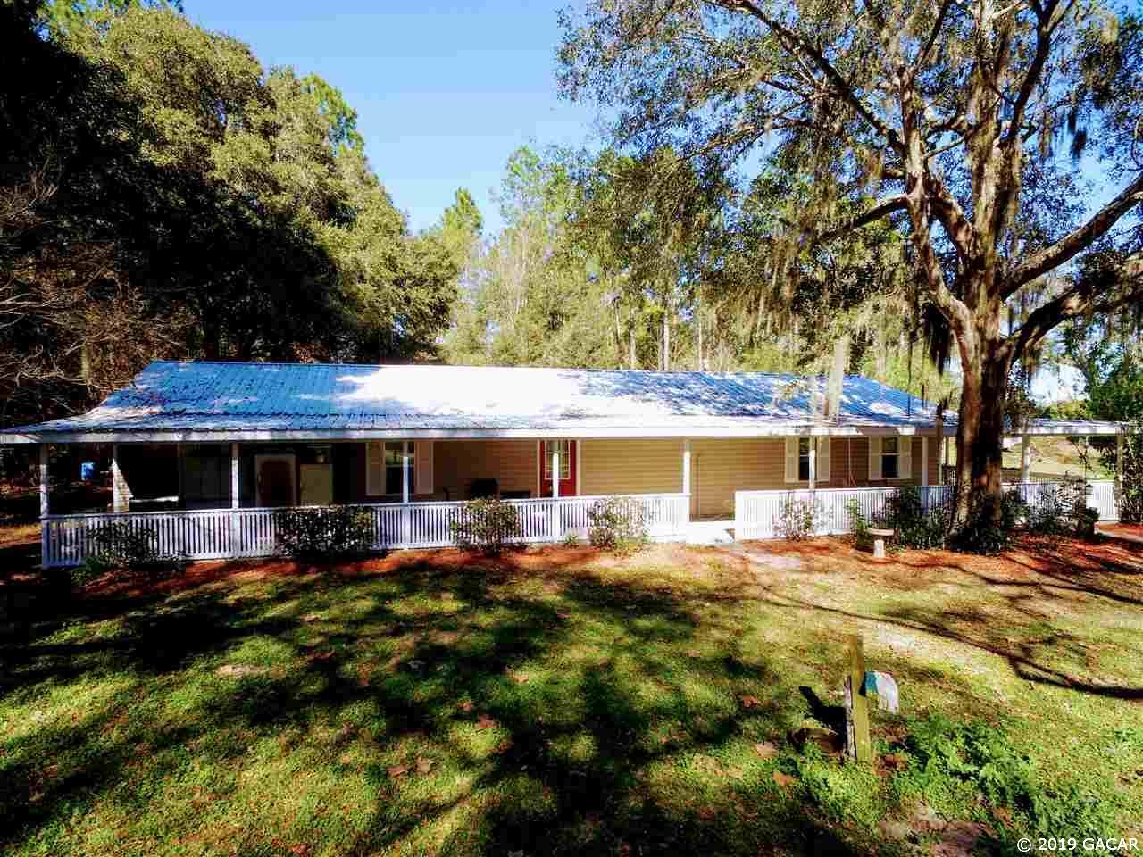 27828 46 Avenue - Photo 1