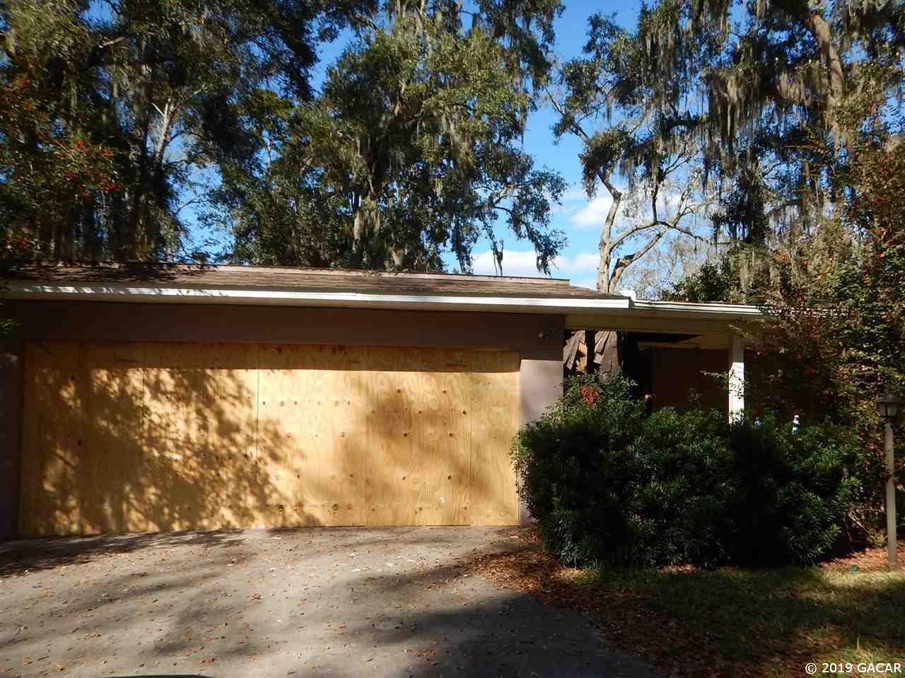 8021 46th Street - Photo 1