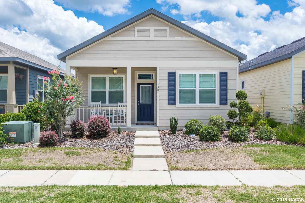 7901 82ND Drive - Photo 1