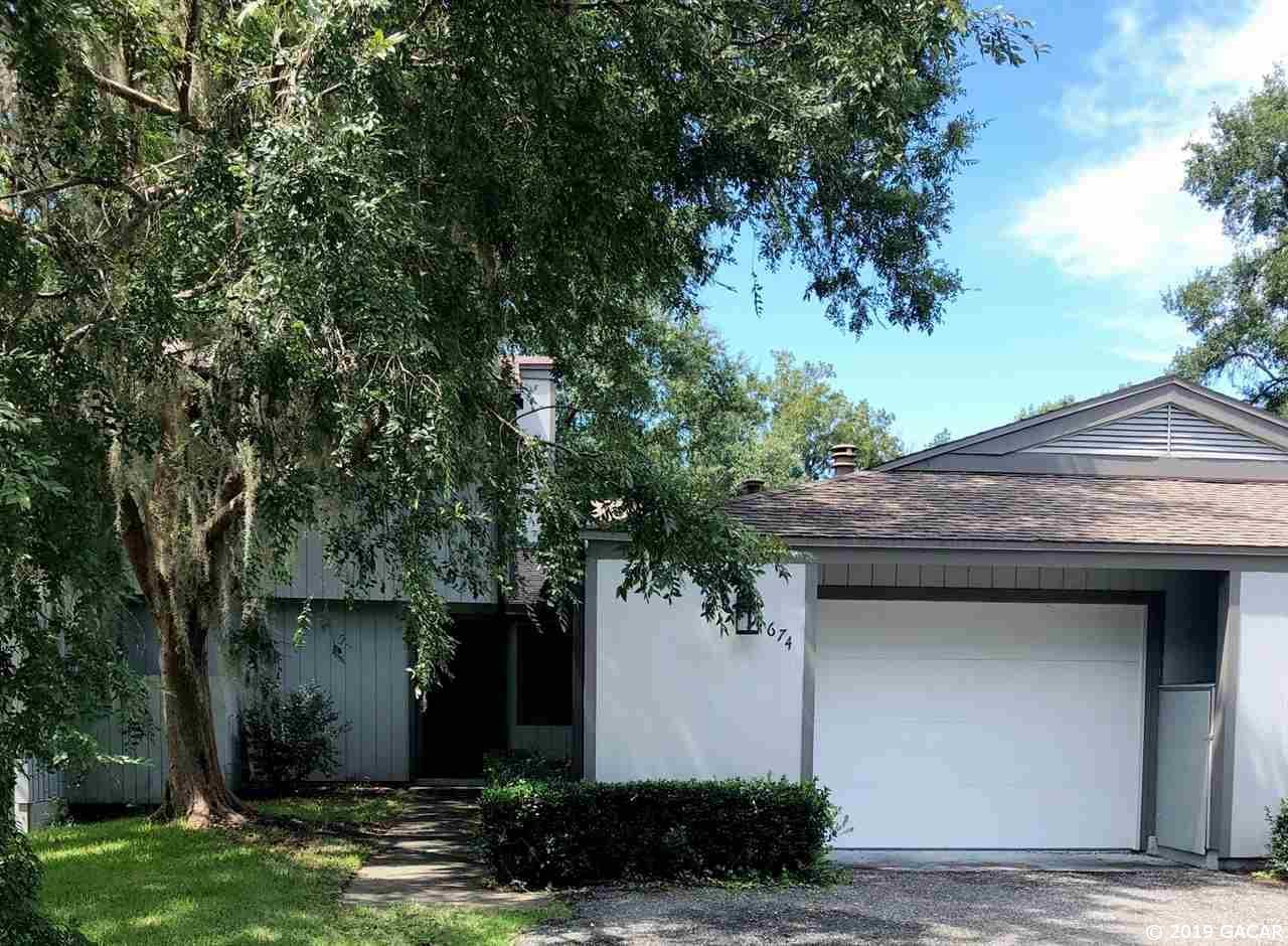 1674 19th Circle - Photo 1