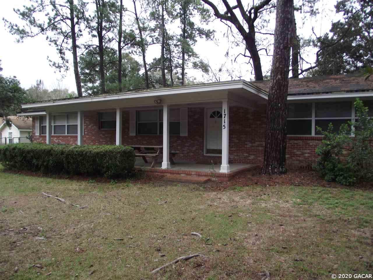 1715 Williston Road - Photo 1