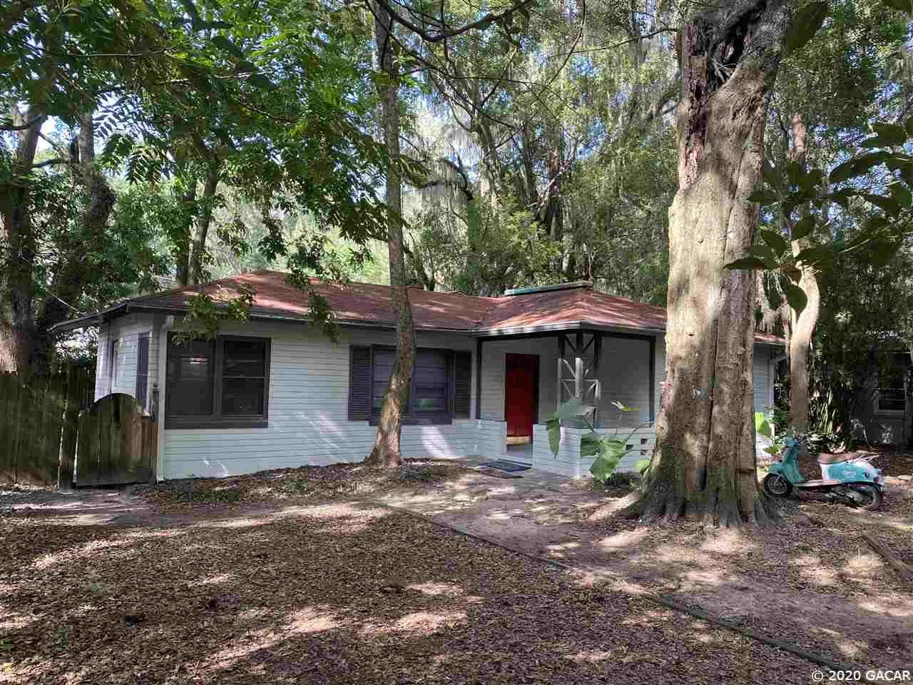2712 1st Avenue - Photo 1