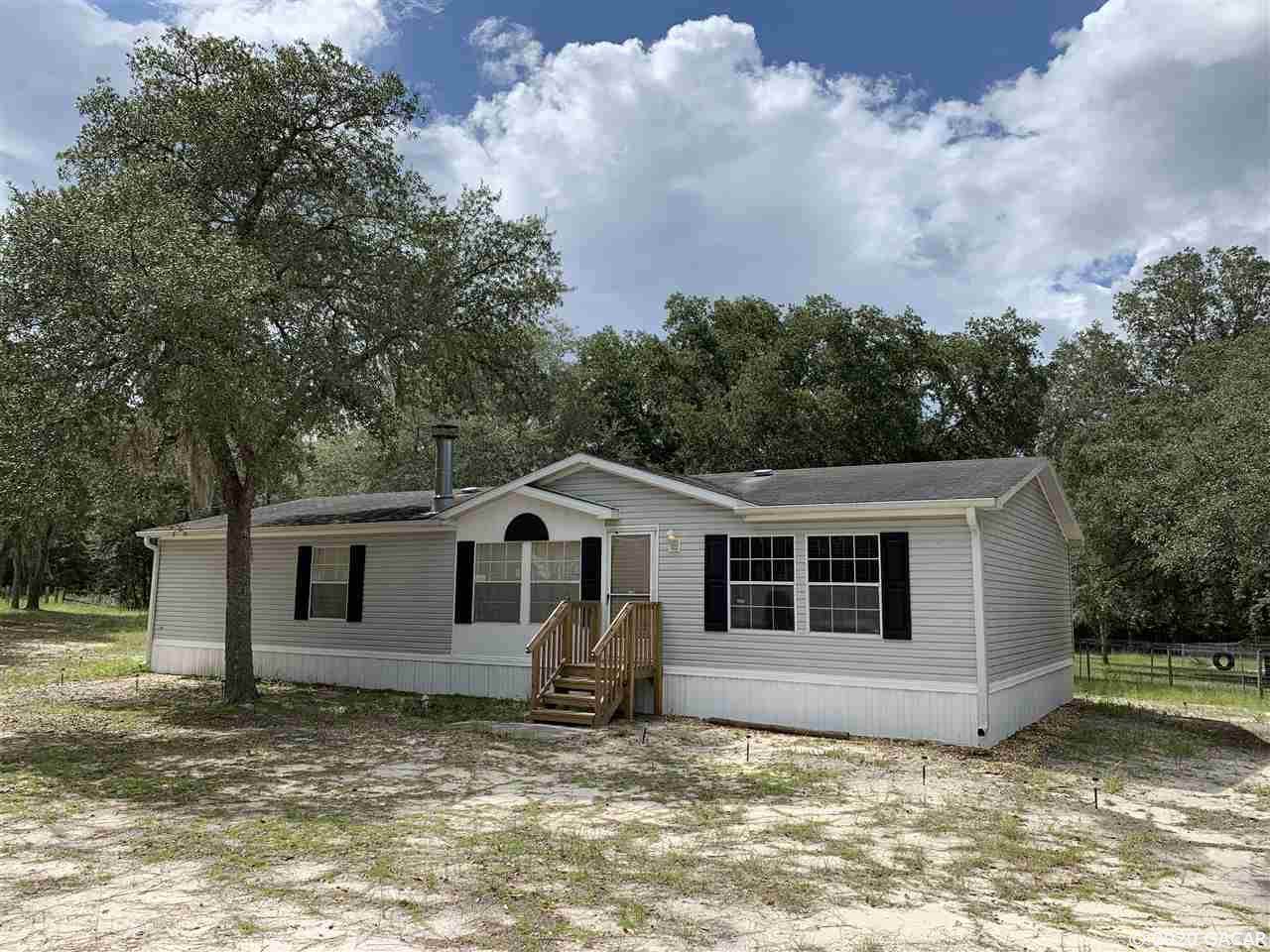 10471 75th Street - Photo 1