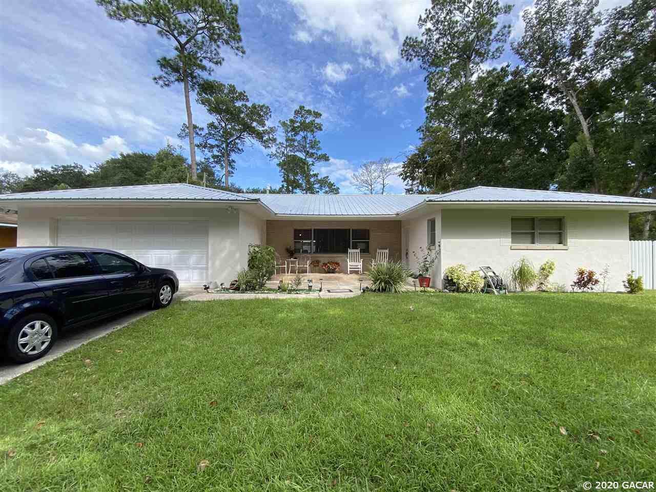 735 36th Street - Photo 1