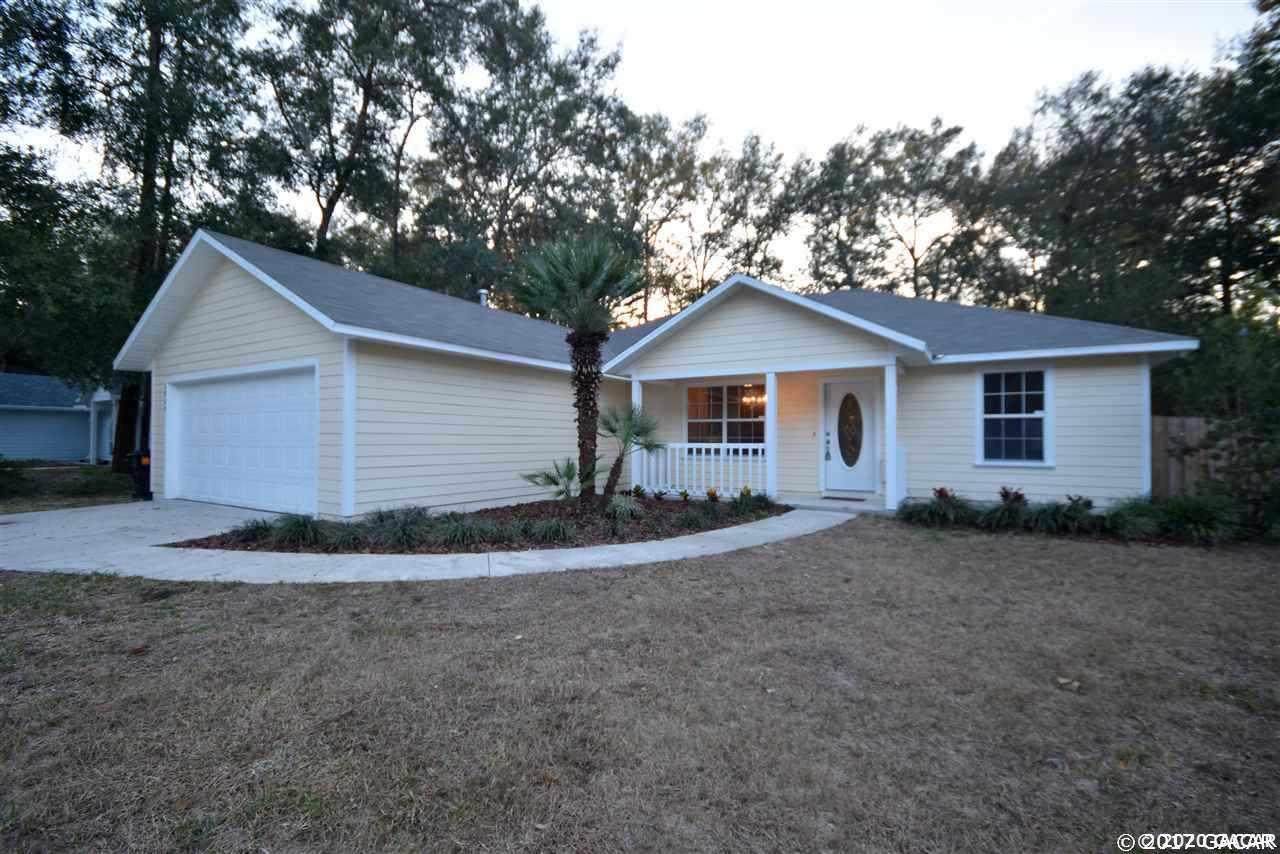 5820 85th Street - Photo 1