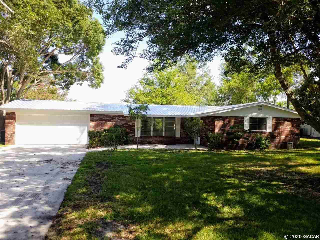 610 Country Club Drive - Photo 1