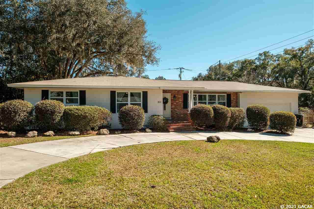 801 37th Terrace - Photo 1