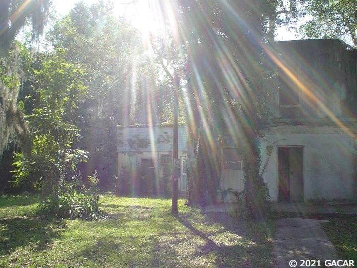 313 2nd Street - Photo 1