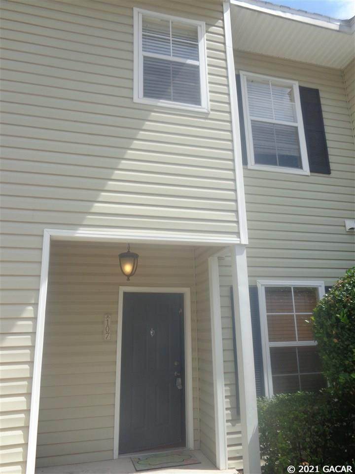 5008 44th Lane - Photo 1