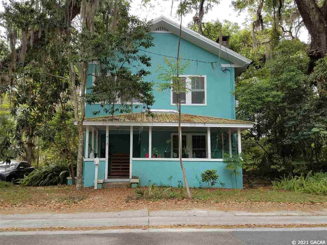 913 3RD Avenue - Photo 1