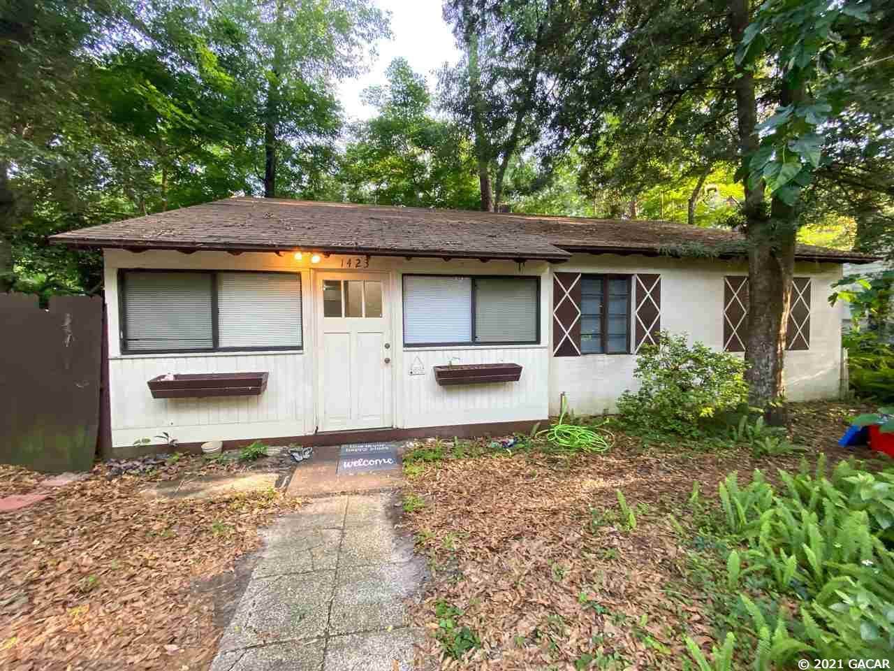 1423 7th Avenue - Photo 1