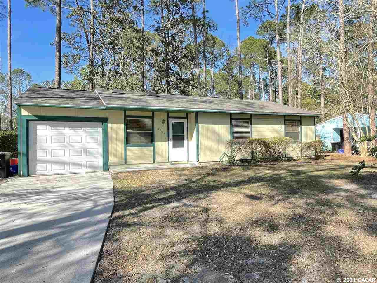 2704 46 Place - Photo 1