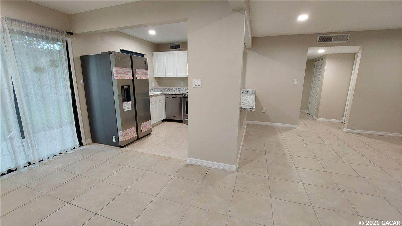 2811 Archer Road - Photo 1