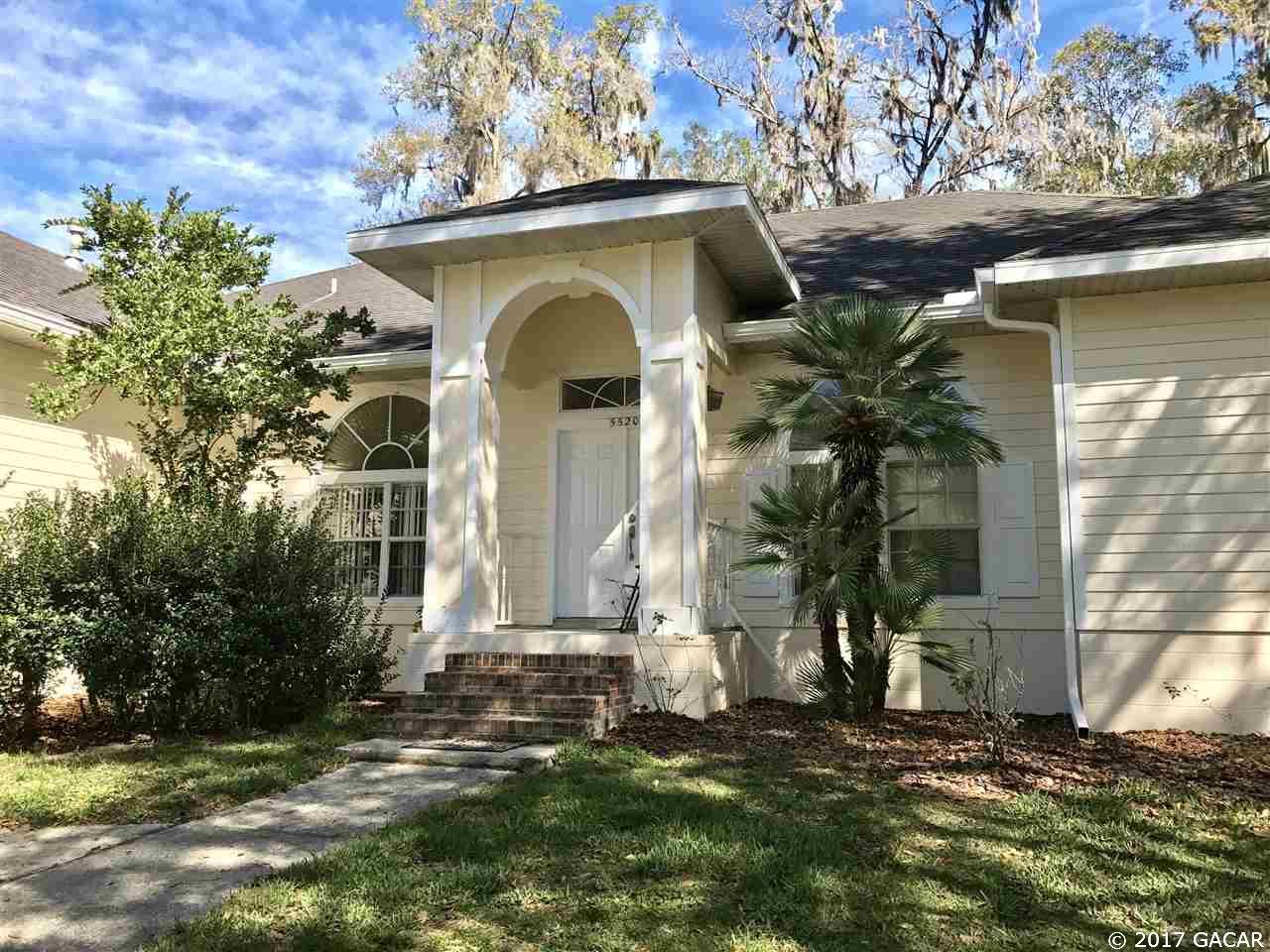 5520 80 Avenue - Photo 1