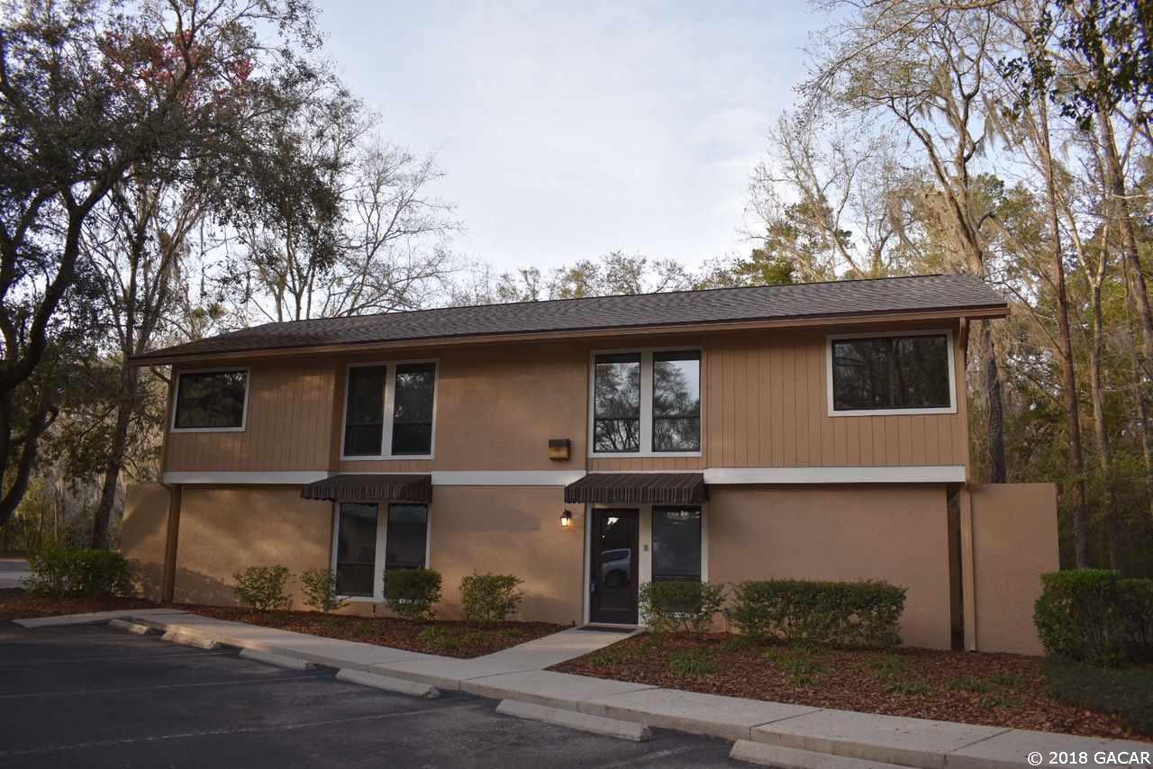 23 33 Court - Photo 1