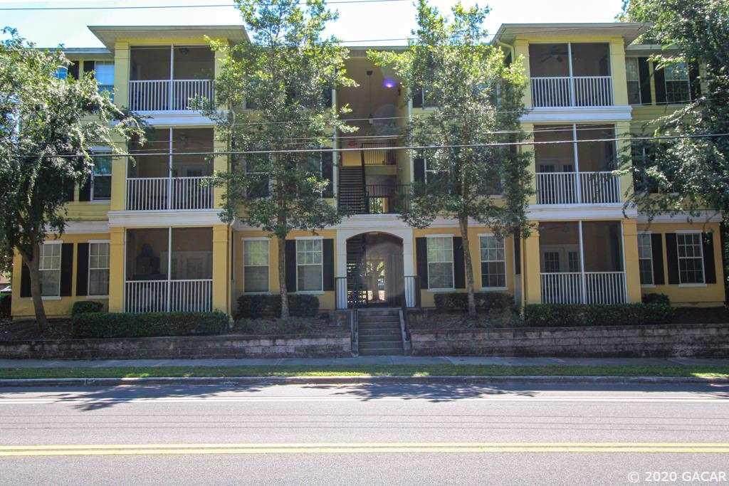 2223 16 Terrace - Photo 1