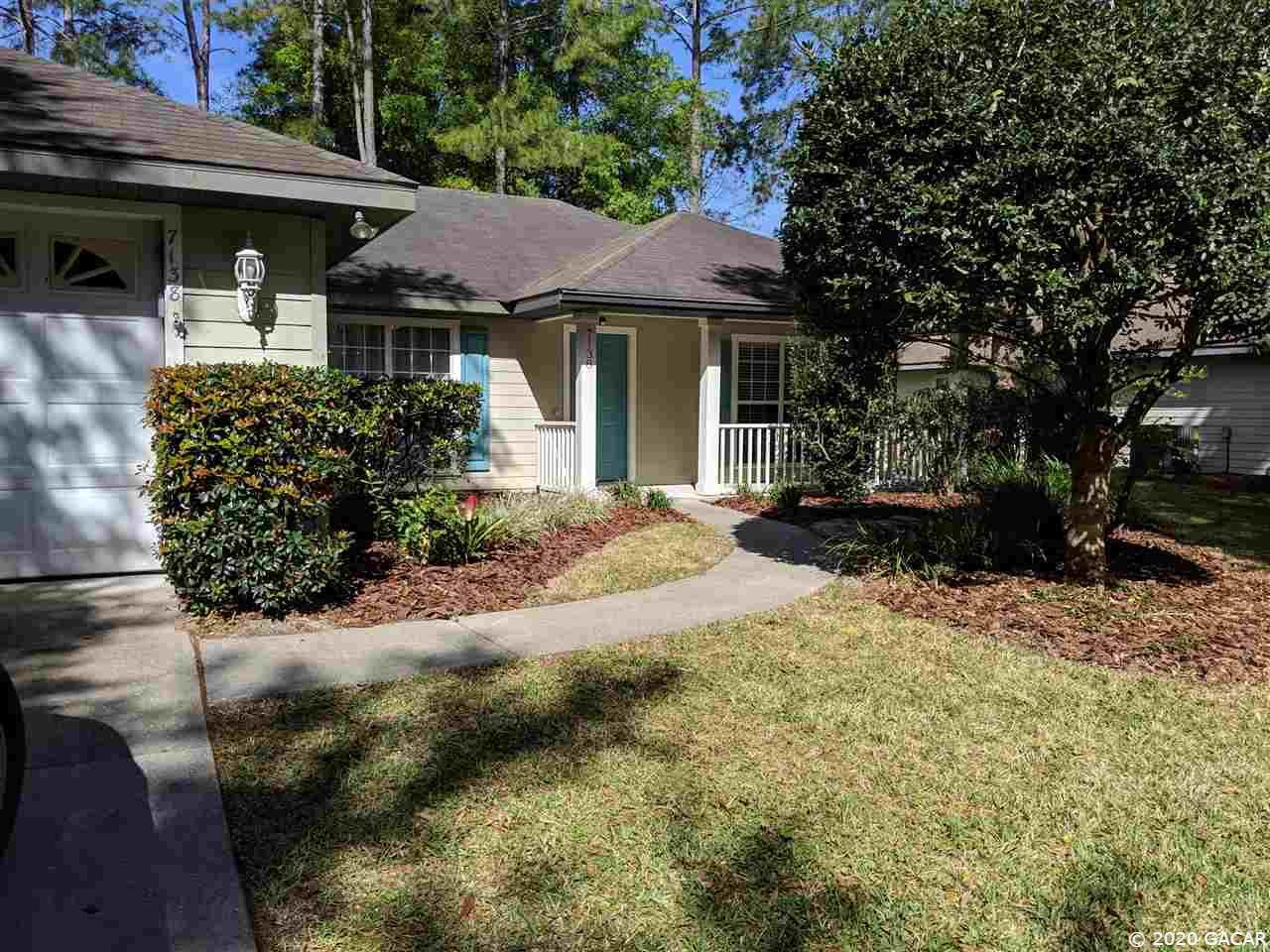 7138 80th Terrace - Photo 1
