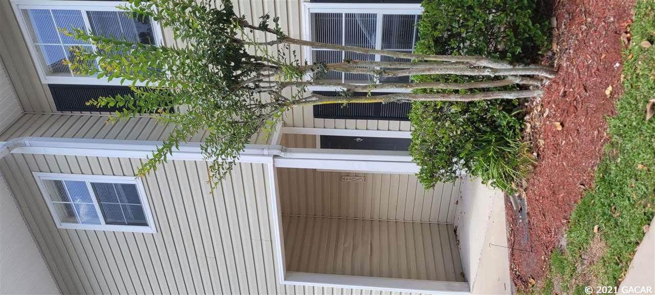 5008 44th Lane - Photo 1