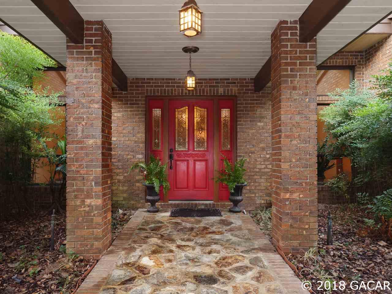 7128 47 Court - Photo 1