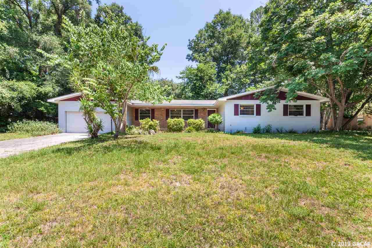 3318 24 Avenue - Photo 1