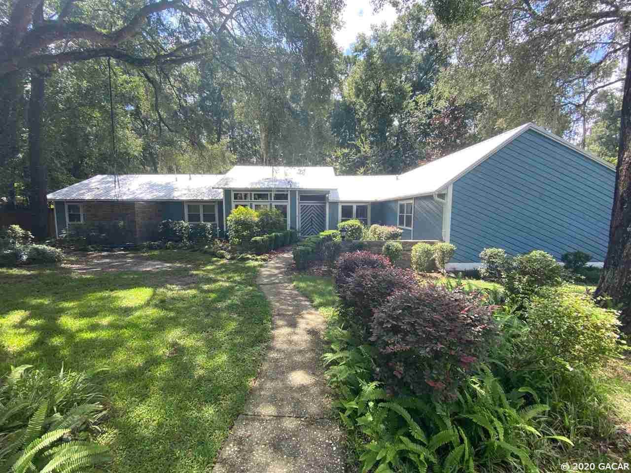 8427 5 Place - Photo 1