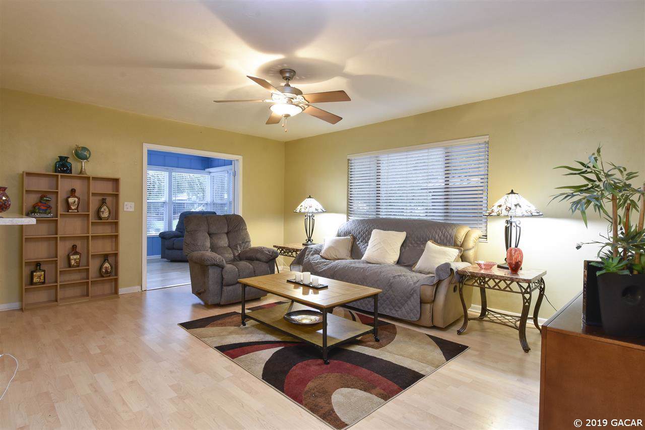 8554 42nd Drive - Photo 1