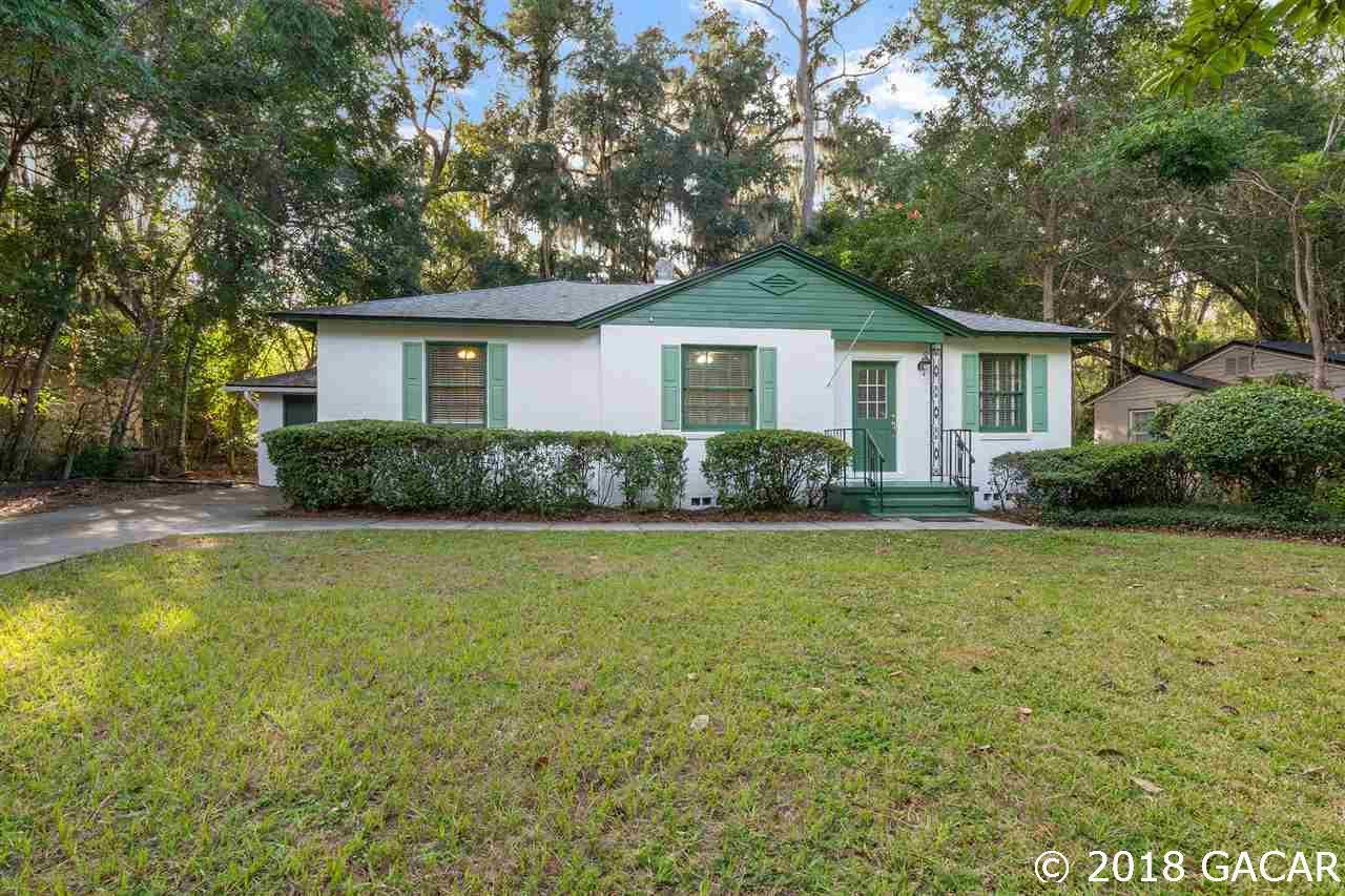 420 25TH Street - Photo 1