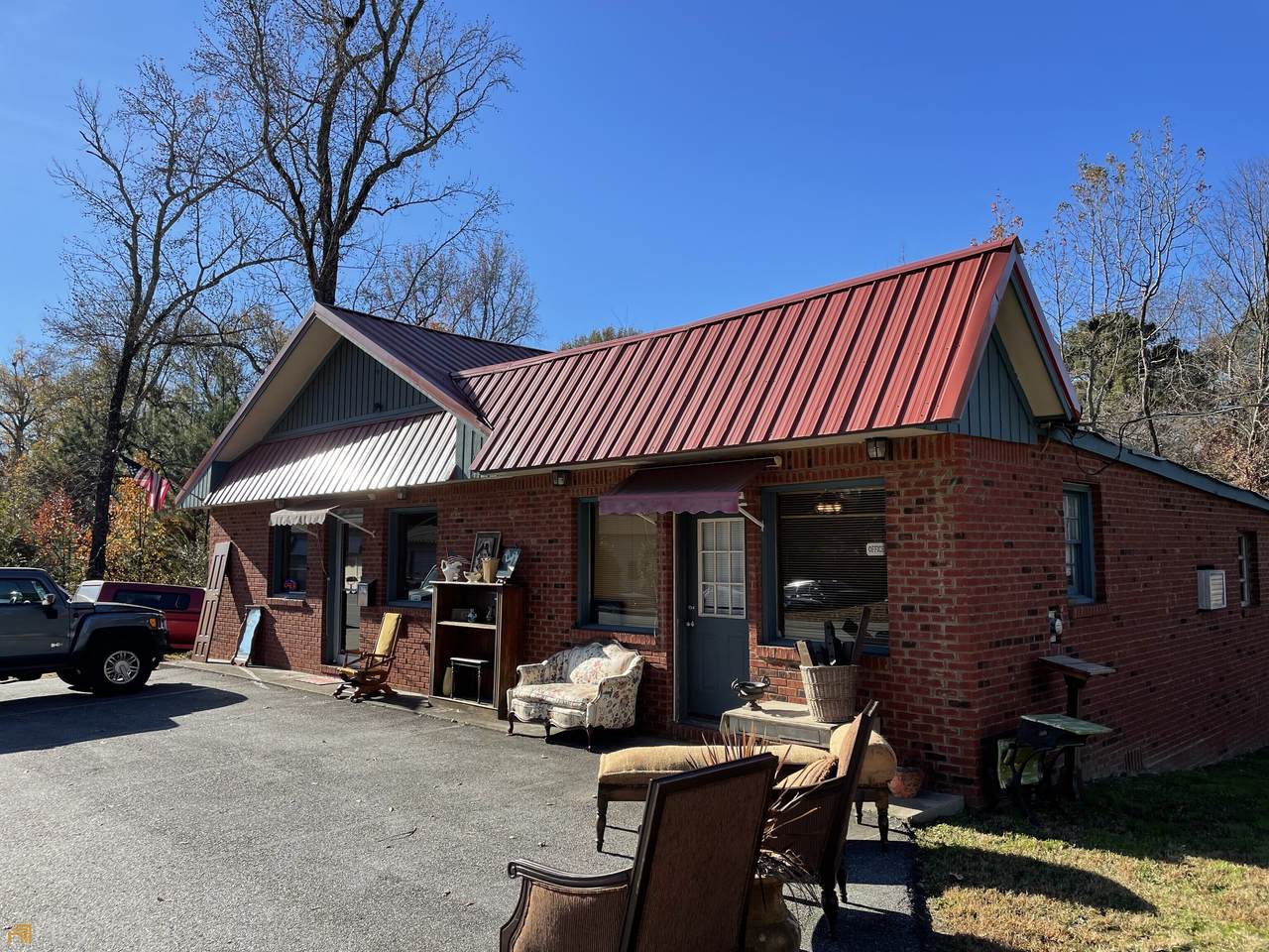 5327 Main Street - Photo 1